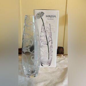Mikasa bud vase